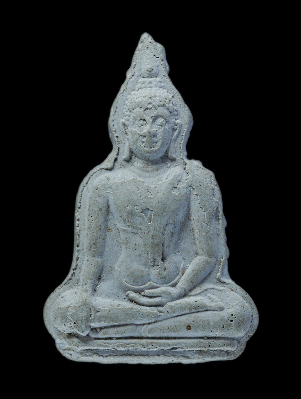 1.jpg - พระพิมพ์อู่ทอง หลวงตาม้า วัดพุทธพรหมปัญโญ(วัดถ้ำเมืองนะ) ตำบลเมืองนะ อำเภอเชียงดาว เชียงใหม่ เนื้อผงพุทธคุณ | https://kamulet.in.th