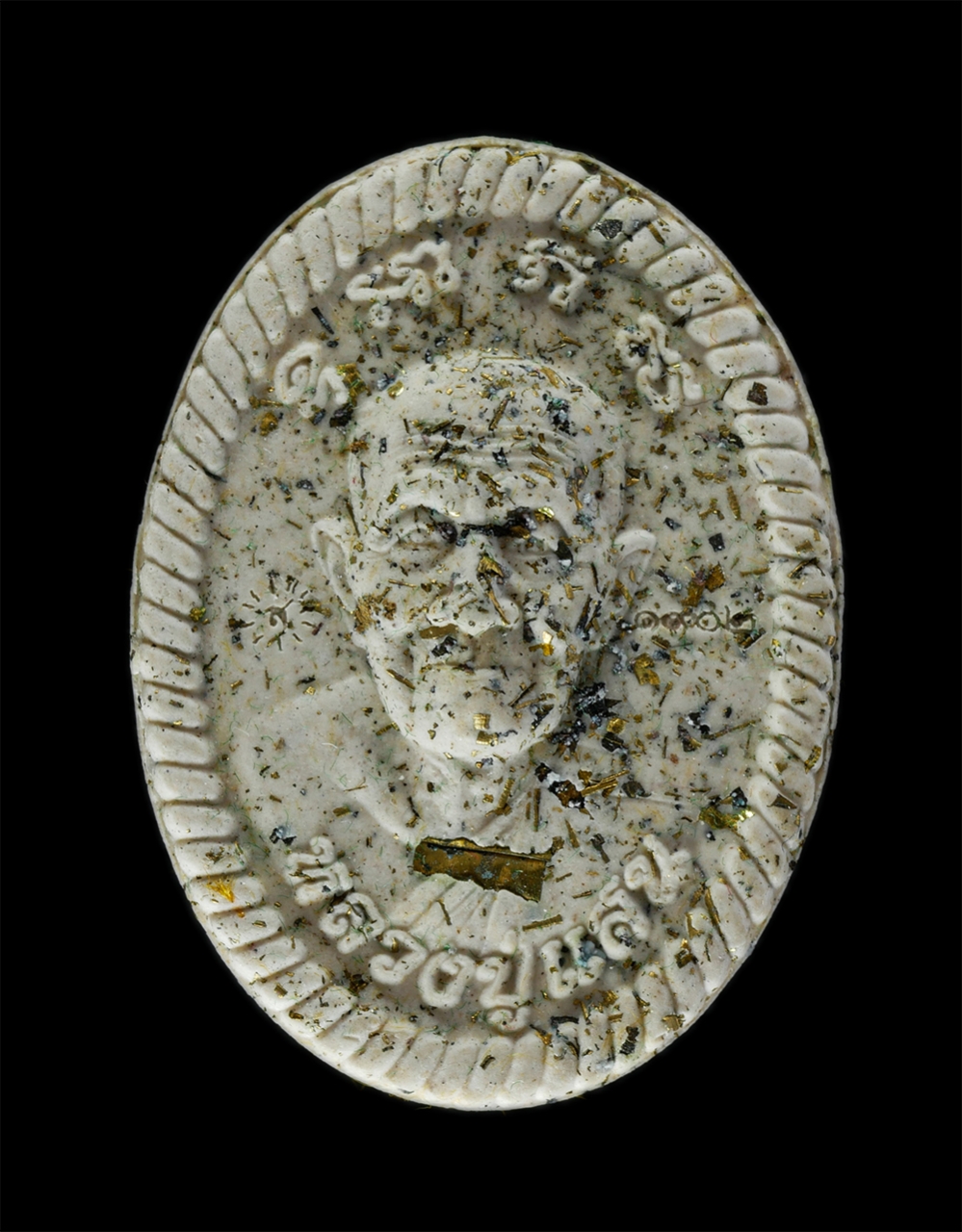 1.jpg - พระผงรูปเหมือน รุ่นดวงเจ้าสัว เสาร์ 5 หลังยันดวงเศรษฐี หลวงปู่แสน ปะสันโน วัดบ้านหนองจิก อ.ขุนหาญ จ.ศรีสะเกษ ปี2562 เนื้อผงพุทธคุณ ผงว่าน เกศา จีวร ผง [..] | https://kamulet.in.th