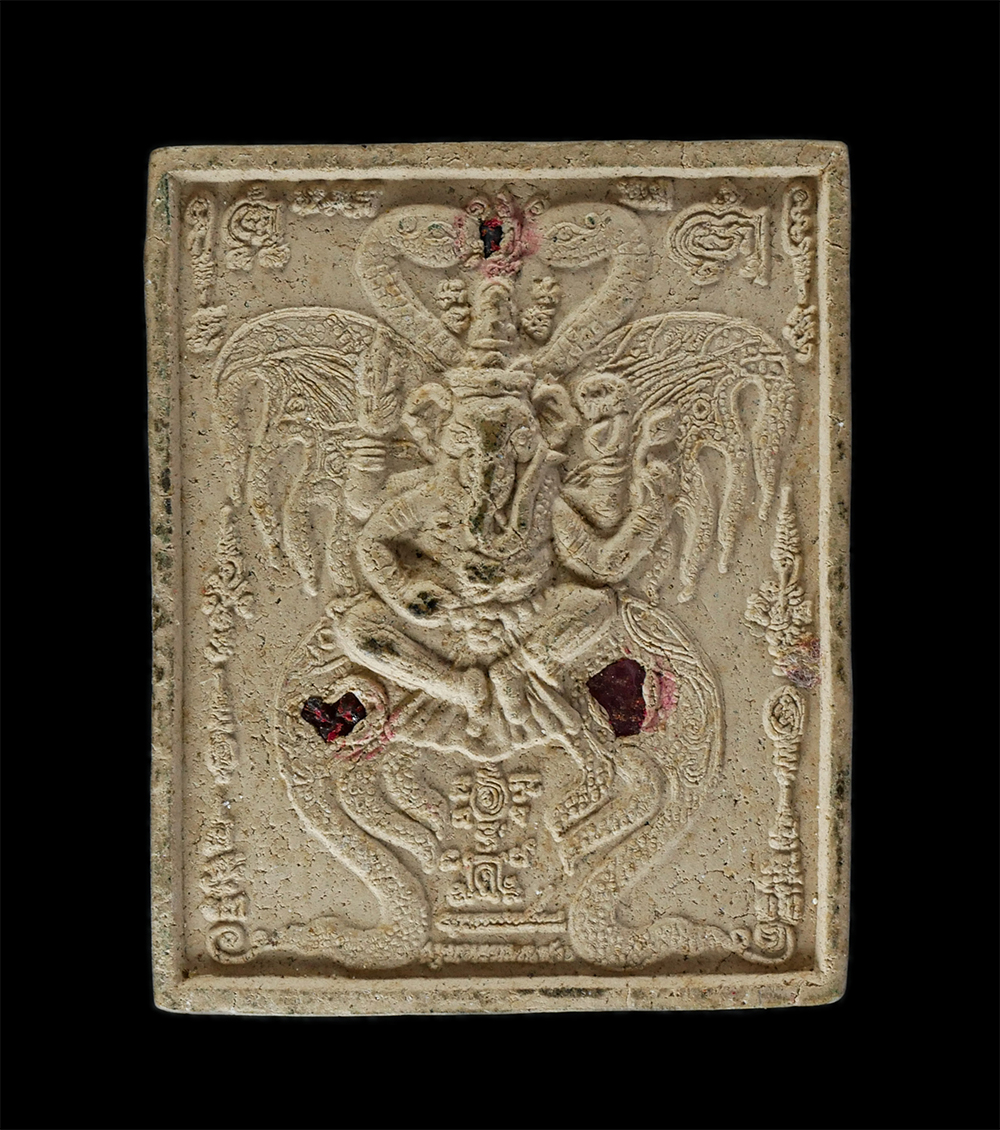 1.jpg - พระพิฆเนศหลังสาริกาคู่ฝังแร่ศักดิ์สิทธิ์ ฝังตระกรุด ครูบาพรหมเนศวร จ.เชียงราย เนื้อผงพุทธคุณ ผงว่าน พระเก่าสวยเข้มขลัง มวลสารดี น่าเก็บสะสมบูชา | https://kamulet.in.th