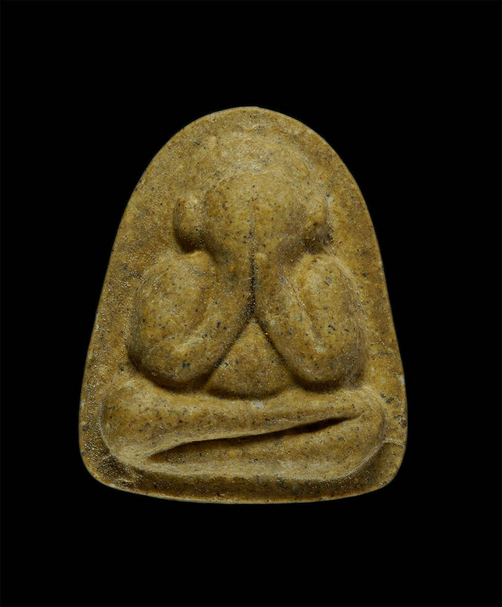 1.jpg - พระปิดตา รุ่นรวยทันใจ หลวงปู่พา กาญจโน (พระครูพิพัฒน์กิจจาภิรม)อายุ 79 ปี 42 พรรษา วัดประชุมมิตรบำรุง อ.บ้านฉาง จ.ระยอง หลังยันต์ 5 ฝังพลอยเขียว ปี256 [..] | https://kamulet.in.th