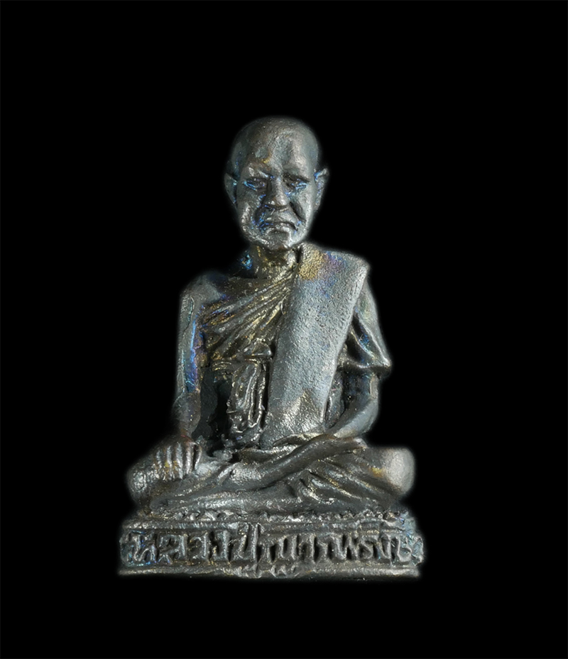 3.jpg - รูปหล่อหลวงปู่ญาณรังษีมณีวงศ์ (หลวงพ่อทำ) วัดเกาะจันทาราม อ.เมือง จ.ฉะเชิงเทรา ปี2537 เนื้อนวะโลหะ | https://kamulet.in.th