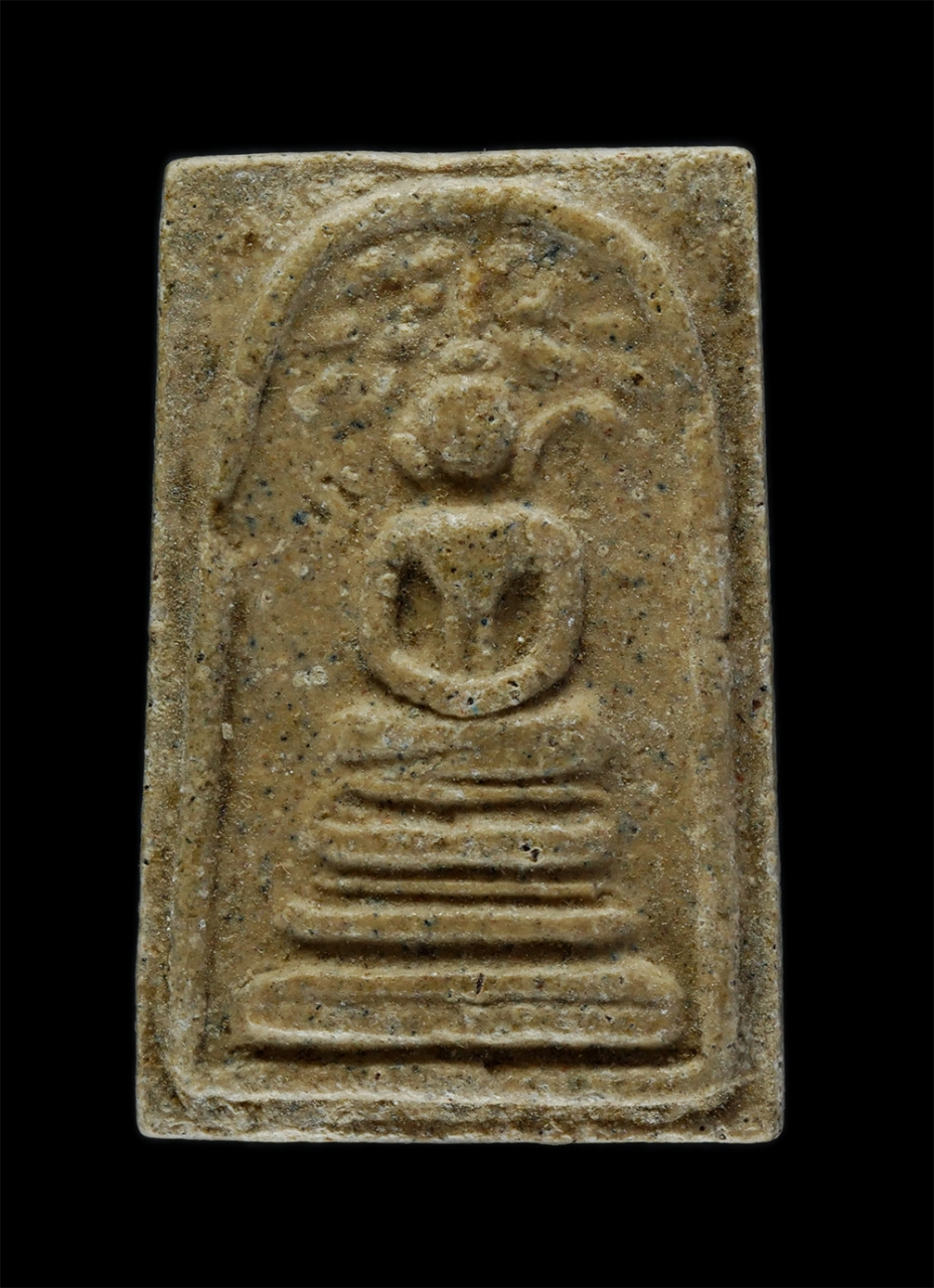 1.jpg - พระสมเด็จปรกโพธิ์ หลังยันต์มงกุฏพระพุทธเจ้า หนังสืออุณมิลิตจัดสร้าง ปี2545 เนื้อผงพุทธคุณ ผงว่าน ผสมมวลสารเก่าวัดระฆังและสร้างตามตำรา พระสมเด็จวัดระฆั [..] | https://kamulet.in.th