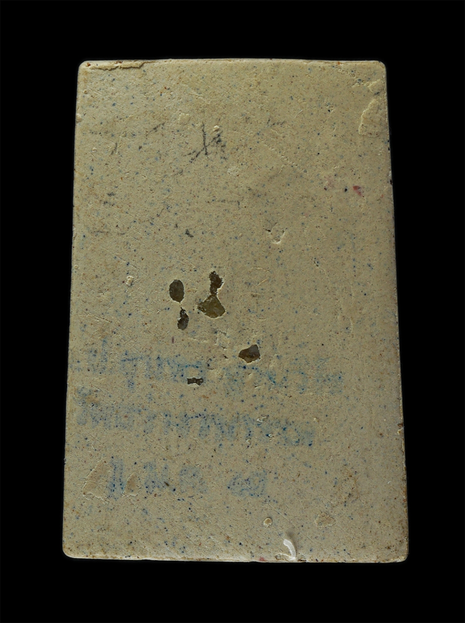 2.jpg - พระสมเด็จ พิมพ์ใหญ่ ปั้มตราวัด ฝังพลอย เนื้อผงเก่าสวย พิมพ์สวย (องค์ที่1) | https://kamulet.in.th