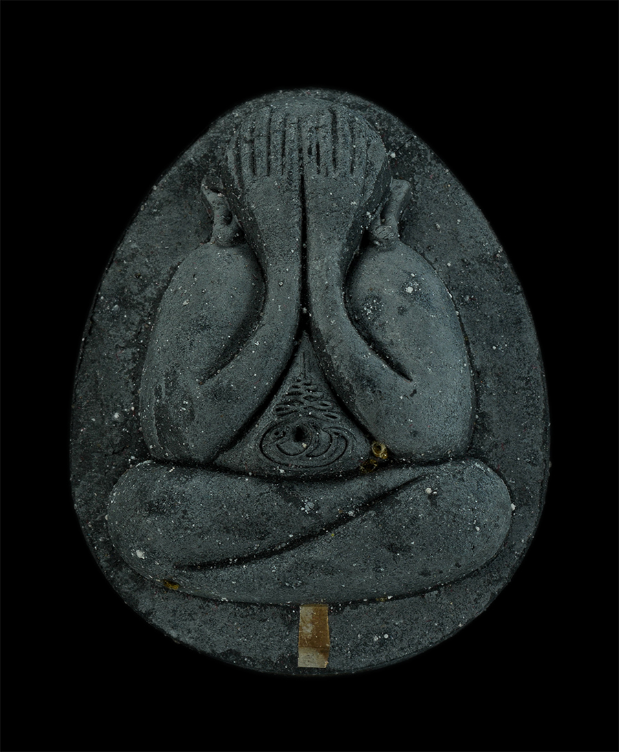 3.jpg - พระปิดตาพิมพ์จัมโบ้ หลวงพ่อพัฒน์ รุ่น”เฮง” ปี2566 เนื้อผงใบลาน ตะกรุดเงิน 1 ดอก เลข70 | https://kamulet.in.th