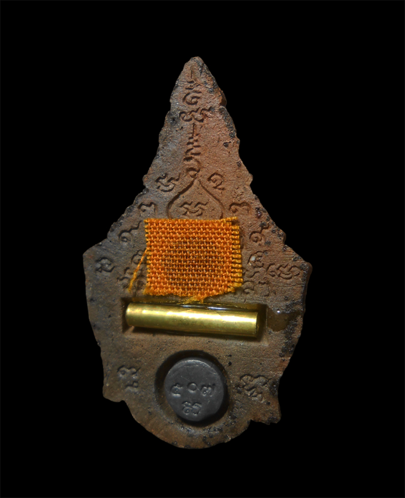 2.jpg - หน้าพระลักษณ์ นะหน้าทอง เนื้อพญาหลง ฝังตะกรุด ติดจีวร หลวงปู่อุ้ย วัดคลองคล้า อ.ชนแดน จ.เพชรบูรณ์ ปี2560 เลข507 พระสร้างได้สวยงามมวลสารดี สร้างน้อยหาย [..] | https://kamulet.in.th