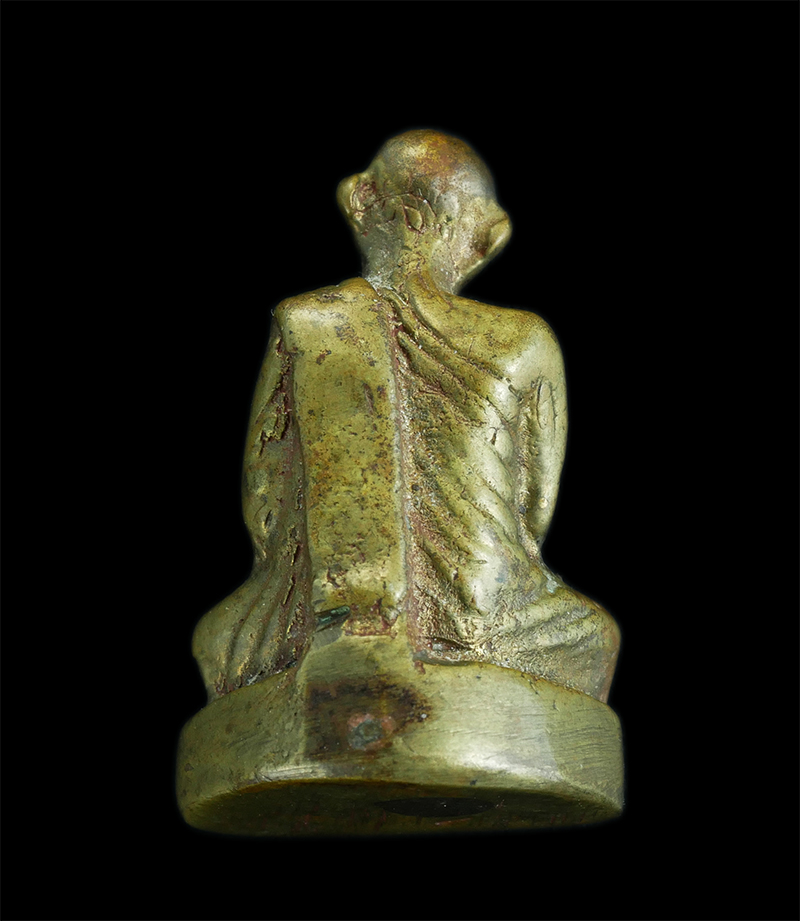 2.jpg - รูปหล่ออุดกริ่งหลวงปู่แหวน วัดดอยแม่ปั๋ง จ.เชียงใหม่ เนื้อทองผสม | https://kamulet.in.th