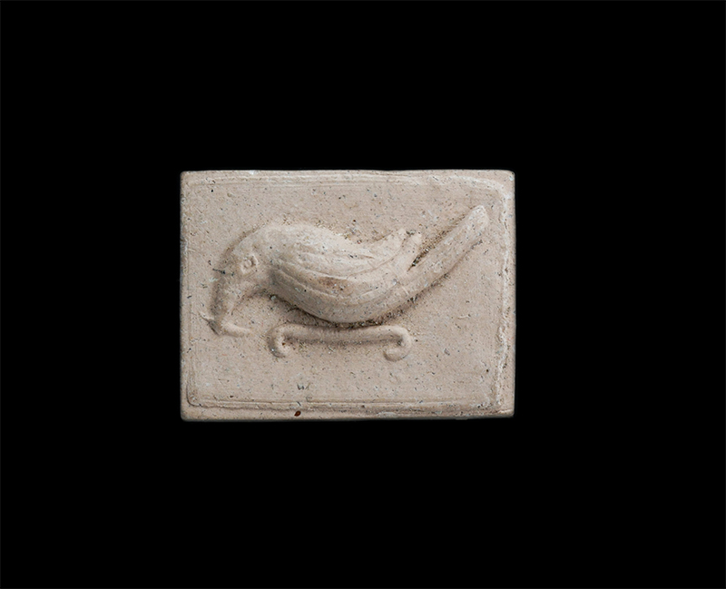 1.jpg - สาริกาป้อนเหยื่อ (นกกระจิบ) ครูบากฤษณะ อินทวัณโณ วัดป่ามหาวัน จ.นครราชสีมา เนื้อผงว่าน ฝังมวลสาร | https://kamulet.in.th