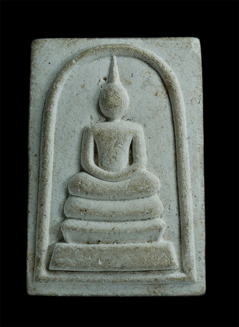 1.jpg - พระสมเด็จสามชั้น หลัง หลวงปู่อิสิ(ทองหล่อ) วัดสันติคีรี ต.บ่อวิน อ.ศรีราชา จ.ชลบุรี | https://kamulet.in.th