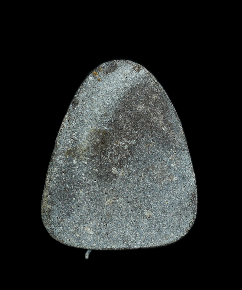 2.jpg - พระปิดตามหาลาภ ครูบาเที่ยงธรรม สำนักเวฬุวัน อ.พยุห์ จ.ศรีสะเกษ ล้อพิมพ์พระปิดตา รุ่นแรก หลวงปู่หมุน พ.ศ.2542 เนื้อผงใบลาน ว่าน 108 หลังเรียบ นำเข้าพิธ [..] | https://kamulet.in.th