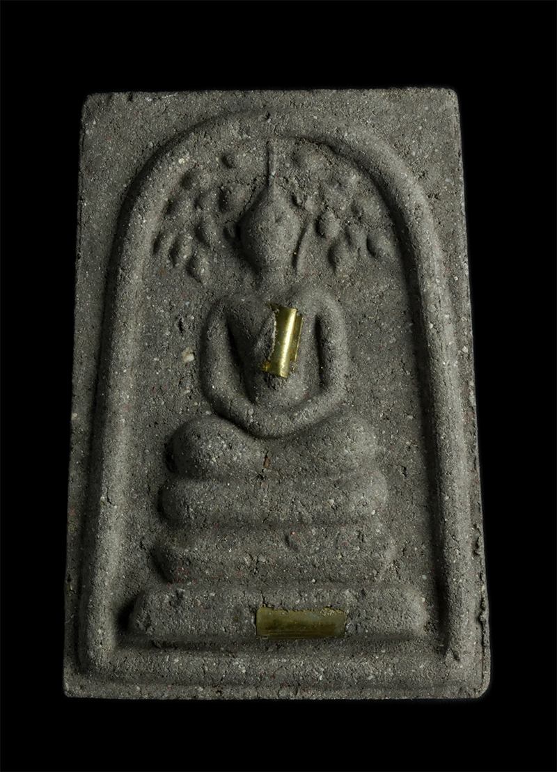 0381p.jpg - พระสมเด็จปรกโพธิ์ หลวงพ่อโต วัดคีรีวนาราม (วัดสองสลึง) อ.แกลง จ.ระยอง เนื้อผงพุทธคุณ ผงว่าน ผงใบลาน ฝังตะกรุด 2 ดอก | https://kamulet.in.th