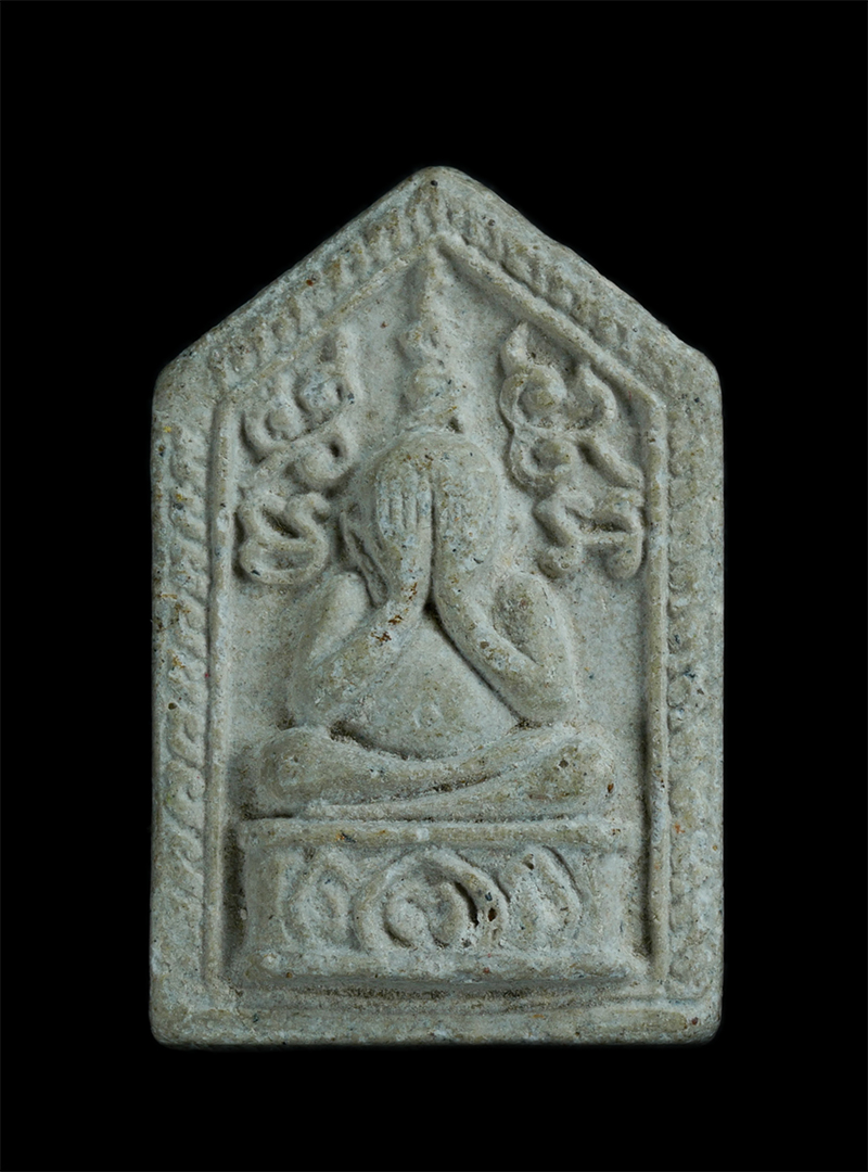 1.jpg - พระปิดตาห้าเหลี่ยม หลังรูปเหมือน หลวงพ่อพูน(พระครูพิพัฒน์ศีลคุณ) วัดตาลล้อม จ.ชลบุรี ปี2539 อนุสรณ์ 44 ปี พระเก่าสวย มวลสารดี พร้อมกล่องเดิมๆ น่าเก็บส [..] | https://kamulet.in.th