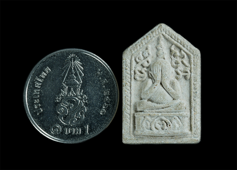 3.jpg - พระปิดตาห้าเหลี่ยม หลังรูปเหมือน หลวงพ่อพูน(พระครูพิพัฒน์ศีลคุณ) วัดตาลล้อม จ.ชลบุรี ปี2539 อนุสรณ์ 44 ปี พระเก่าสวย มวลสารดี พร้อมกล่องเดิมๆ น่าเก็บส [..] | https://kamulet.in.th