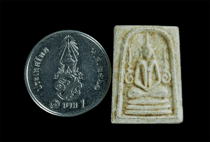 3.jpg - พระสมเด็จ ข้างยันต์อุ หลวงปู่คร่ำ วัดวังหว้า อ.แกลง จ.ระยอง รุ่นสร้างเจดีย์ วัดเนินพระ ปี2536 พระเก่าสวย มวลสารดี พิธีใหญ่ พร้อมกล่องเดิมๆ น่าเก็บสะสม [..] | https://kamulet.in.th