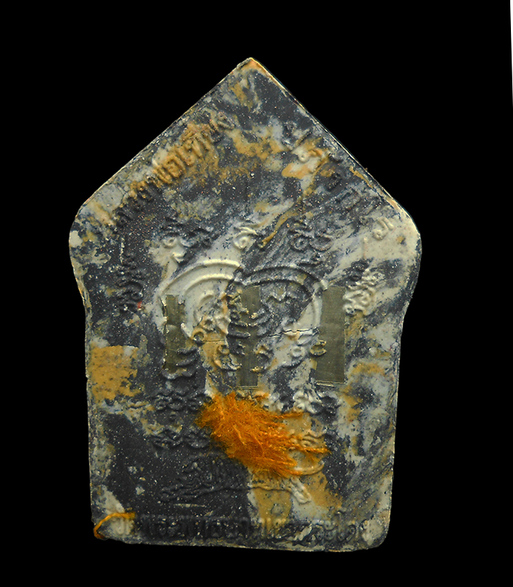 2.jpg - พระขุนแผนผงพรายกุมารรุ่นแรก บรรจุหัวใจพญาเสือโคร่ง ผงพรายกุมาร หลวงปู่ทิม วัดละหารไร่ กรรมการพิเศษ ฝังตะกรุด ติดจีวร หลวงพ่อเที่ยง ปภังกโร วัดพระพุทธบ [..] | https://kamulet.in.th