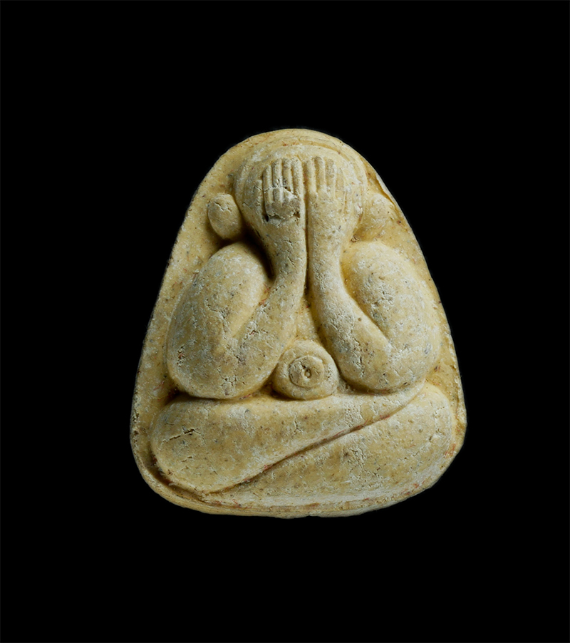 1.jpg - พระปิดตาหลังยันต์ตรีนิสิงเห หลวงพ่อมหาสวัสดิ์ วัดเม้าสุขา จ.ชลบุรี ปี2536 เนื้อผงพุทธคุณ ผงว่าน พระเก่าสวย มวลสารดี พร้อมกล่องเดิมๆ | https://kamulet.in.th