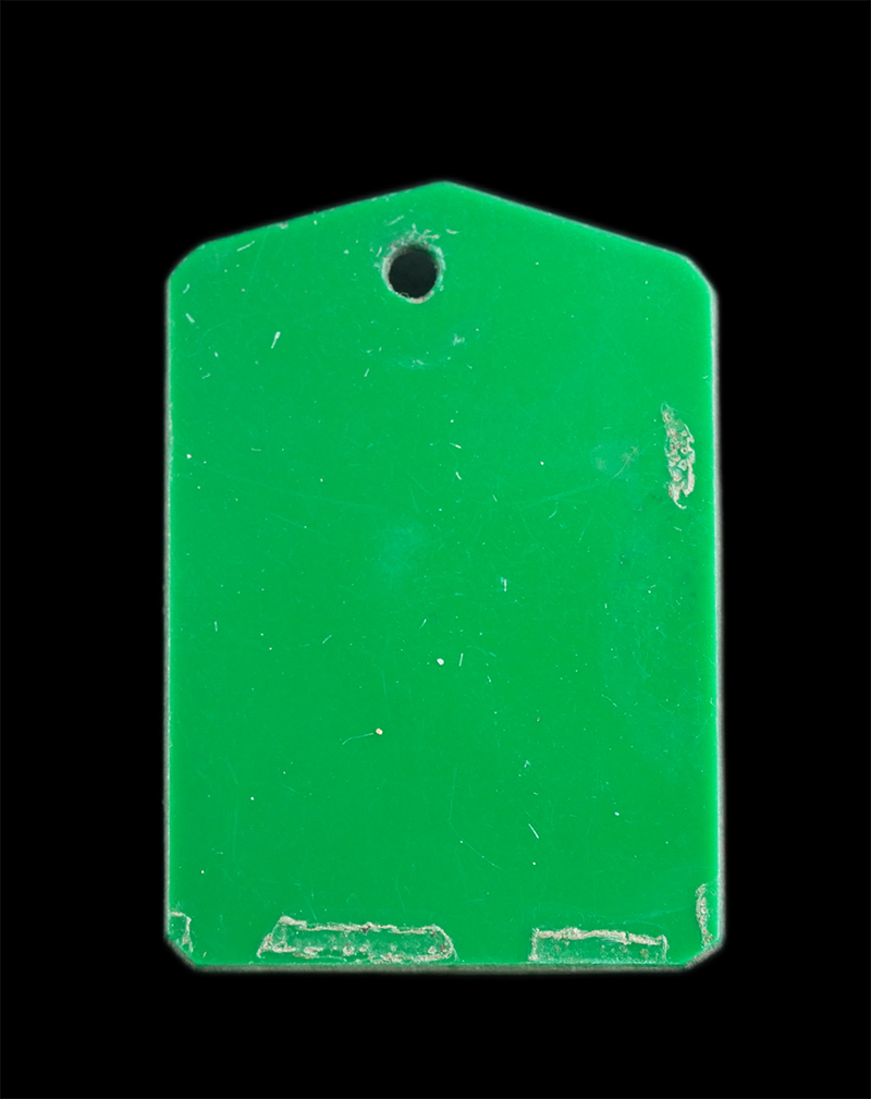 1.jpg - รูปถ่ายหลวงพ่อเคลือบ วัดหนองกระดี่ จ.อุทัยธานี สภาพสวยเดิมๆ พร้อมเลี่ยมพลาสติกเก่าๆ | https://kamulet.in.th