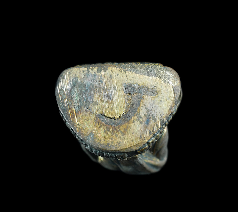 2.jpg - รูปหล่อหลวงพ่อเงิน วัดหิรัญญาราม(หนองดง) รุ่นมหาเฮง อ.โพทะเล จ.พิจิตร เนื้อทองผสม พระเก่าสวยพร้อมกล่องเดิมๆ | https://kamulet.in.th