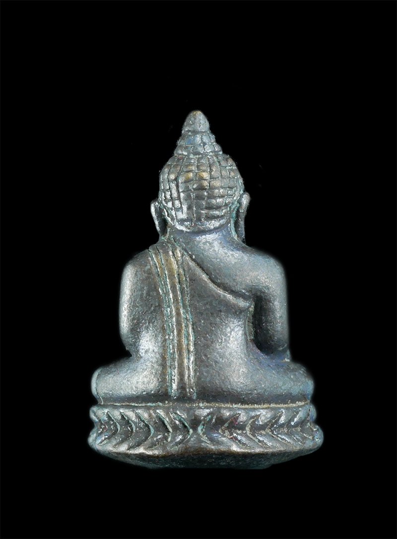 1.jpg - รูปหล่อหลวงพ่อเพชร พิธีเททอง วัดวิจิตรราราม อ.เมือง จ.พิจิตร เนื้อนวะโลหะ พิธีใหญ่  พระสวยพร้อมกล่องเดิมๆ | https://kamulet.in.th