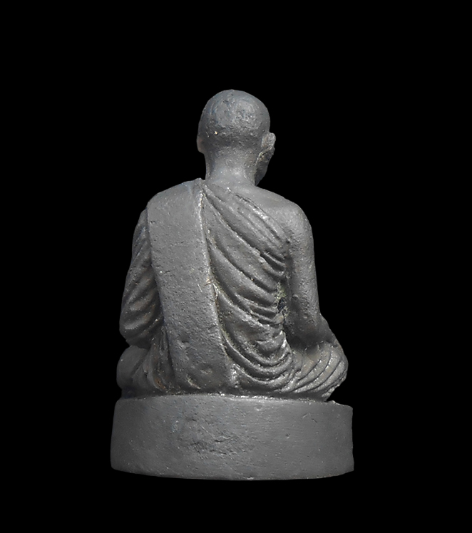 2.jpg - รูปหล่อหลวงพ่อกรุด เขมโก(พระครูปริยัติมุนี) วัดทองบ่อ อ.บางปะอิน จ.อยุธยา ปี2526 เนื้อนวะโลหะ พร้อมกล่องเดิมๆ น่าเก็บสะสมบูชา | https://kamulet.in.th