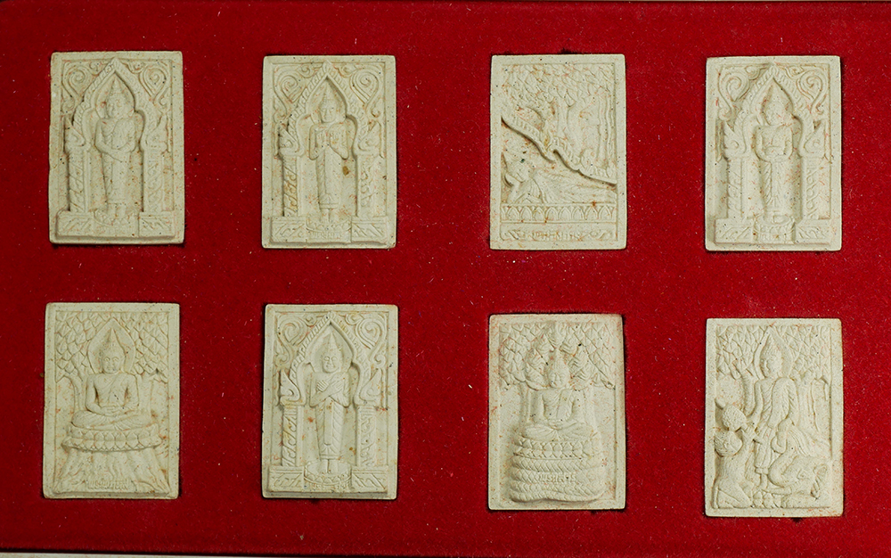 1_0.jpg - พระประจำวัน 7 วัน 8 พิมพ์ รุ่นรวมพลังวัน เรียกทรัพย์กลับมา วัดนพรัตนาราม อ.หนองเสือ จ.ปทุมธานี ปี2541 พระสวยนามเป็นมงคลพร้อมกล่องเดิมๆ | https://kamulet.in.th