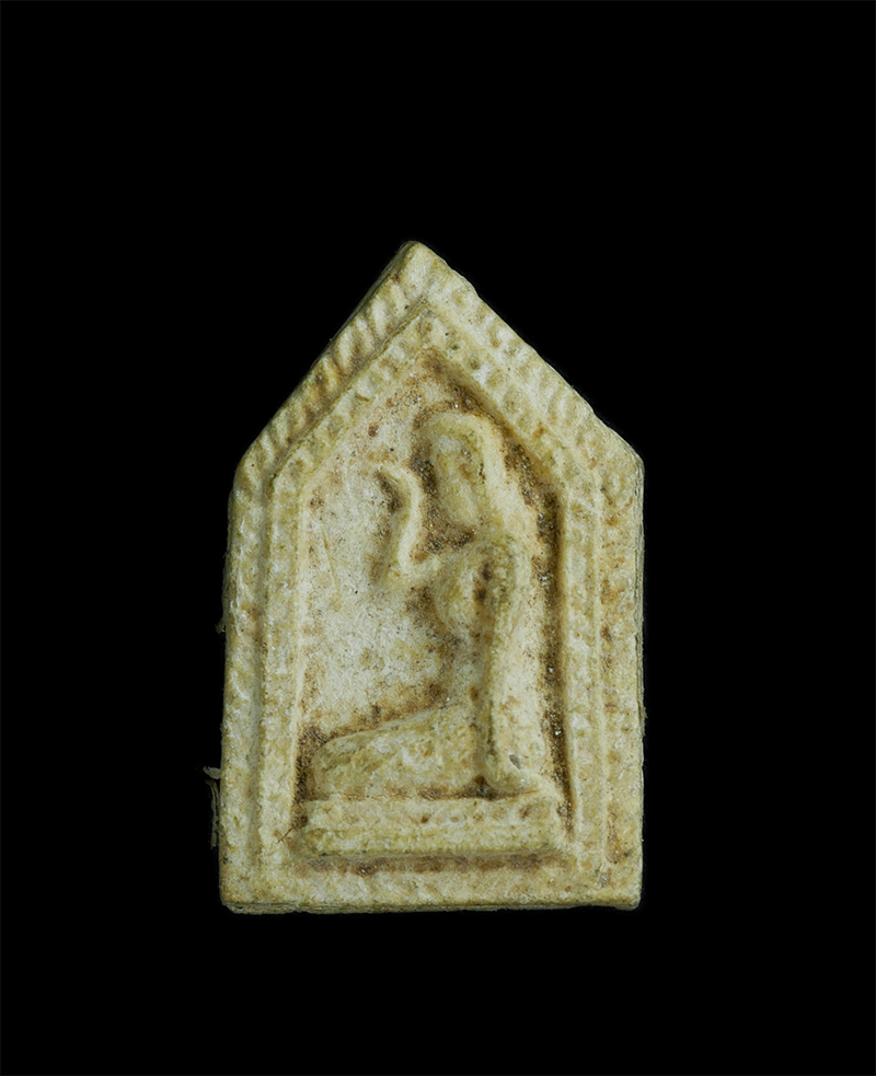 1_0.jpg - พระเนื้อผงแม่นางกวักพิมพ์5เหลี่ยม หลวงพ่อจง วัดหน้าต่างนอก อยุธยา | https://kamulet.in.th