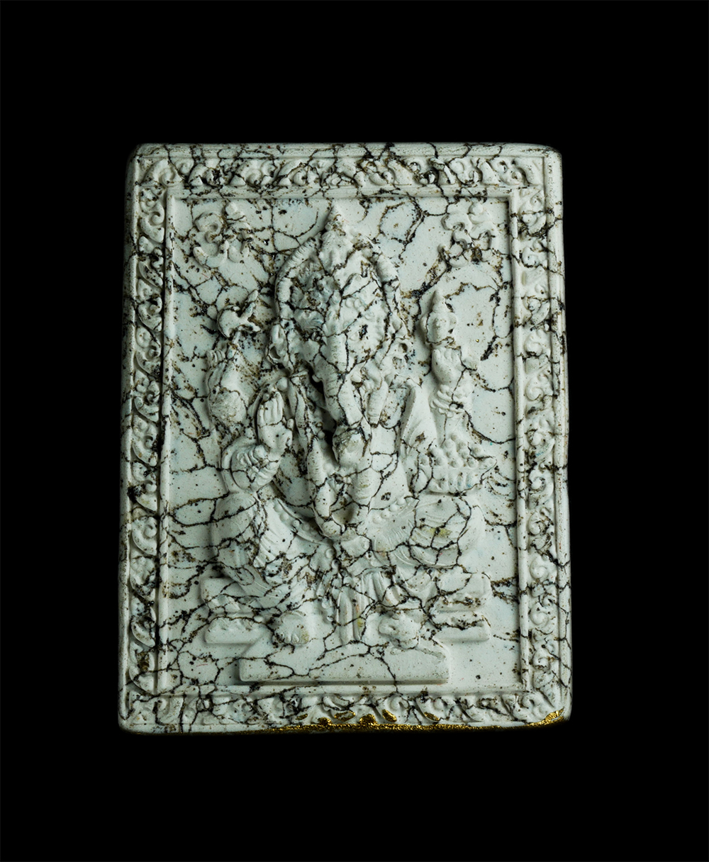 2.jpg - พระพรหมหลังพระพิฆเนศ พระสร้างได้ปราณีตสวยงาม หมายเลขกำกับ 2401 | https://kamulet.in.th