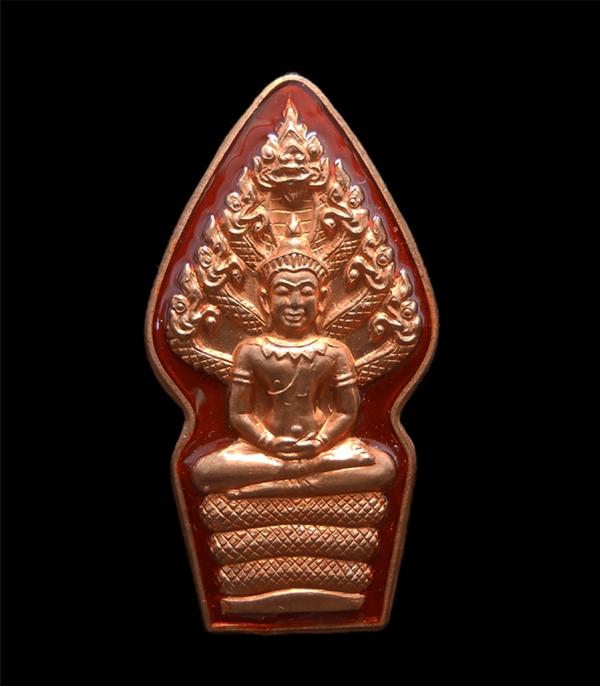 เหรียญนาคปรกเอวคอด ไตรมาส7รอบ หลวงพ่อสิน วัดละหารใหญ่ อ.บ้านค่าย จ.ระยอง ปี2555 เนื่อทองแดงลงยาแดง พระสร้างได้สวยงาม น่าเก็บสะสม ห [..] | https://kamulet.in.th