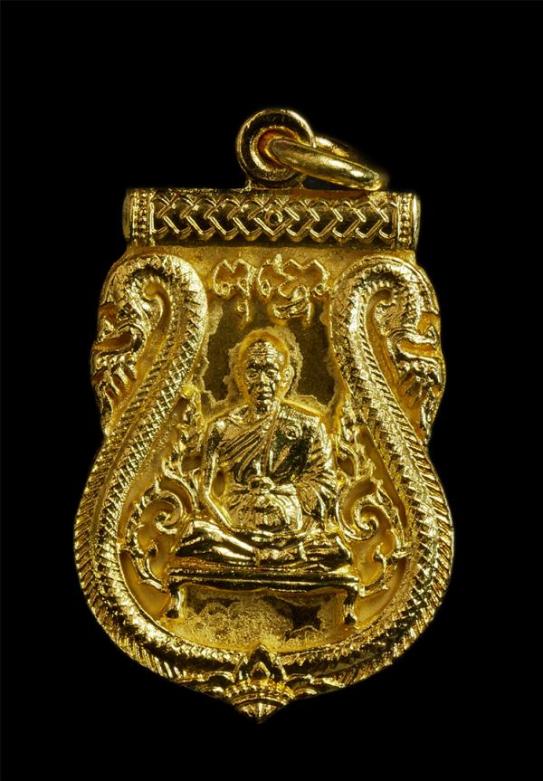 เหรียญเสมาฉลุ พุทธคูณสยาม หลวงพ่อคูณ ปริสุทโธ วัดบ้านไร่ รุ่นพุทธคูณสยาม วัดใหม่อัมพวัน เนื้อทองระฆัง เลขสวย ๑๑๕๕ พระสวยมาก พร้อมก [..] | https://kamulet.in.th