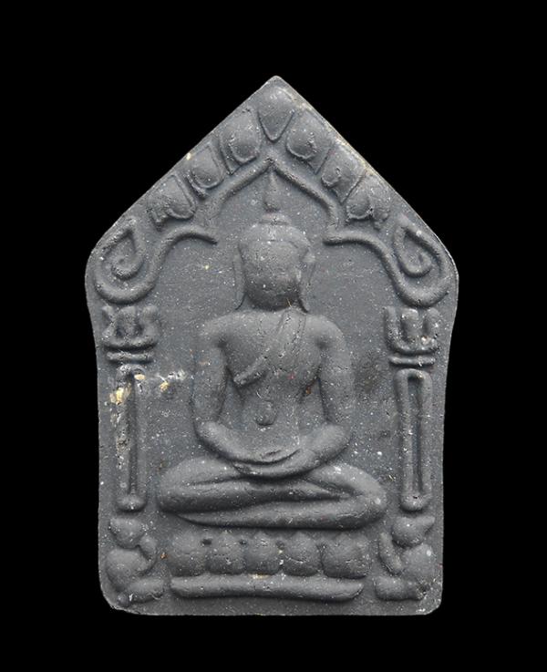 พระขุนแผนเนื้อผงพุทธคุณผสมผงพรายกุมาร เนื้อดำผงใบลาน ปี2562 พิมพ์ใหญ่ พระจำหน่ายเช่าจากตู่วัด พระสวยมวลสารดี พร้อมกล่องเดิมๆ หลวงพ [..] | https://kamulet.in.th