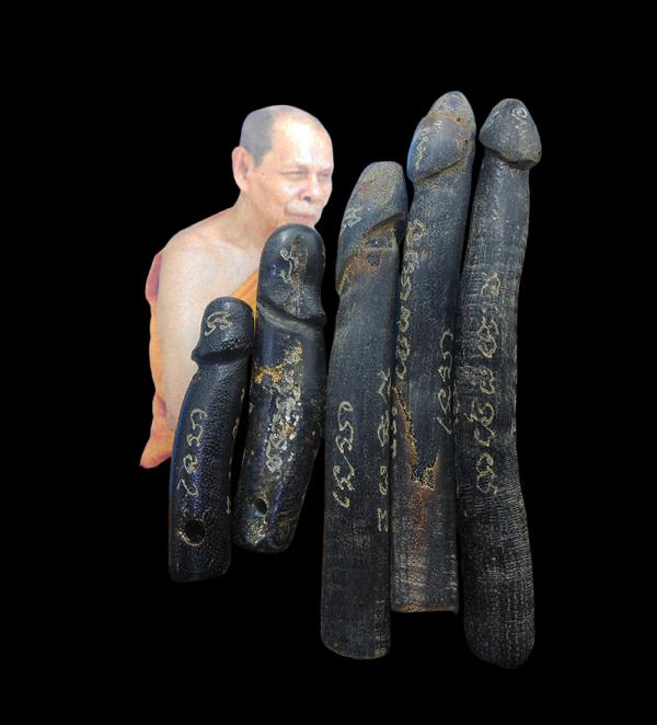 ปลัดขิกกัลปังหา จารสวยๆ 5 องค์ หลวงพ่อสิน วัดละหารใหญ่ ปี2557 หลวงพ่อสิน(พระครูสุภัททาจารคุณ) วัดละหารใหญ่ อ.บ้านค่าย จ.ระยอง หลวง [..] | https://kamulet.in.th