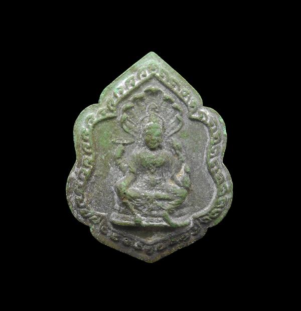 พระนารายณ์ เนื้อผงสีเขียว วัดโกรกแก้ววงพระจันทร์ ต.หนองไม้แก่น อ. แปลงยาว จ.ฉะเชิงเทรา หลวงปู่ทิม วัดละหารไร่ ปลุกเสก ปี2515-2516  [..] | https://kamulet.in.th