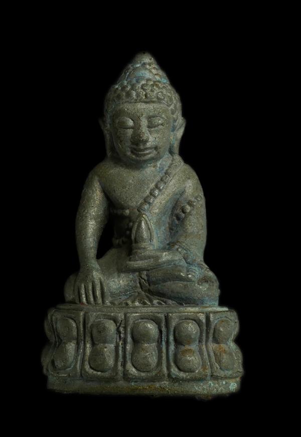 พระกริ่ง รุ่นเก้าแก้ว จินดามณี เนื้อนวะโลหะ อุดผง เลข145 หลวงปู่แก้ว เกสาโร วัดหนองพะวา อ.บ้านค่าย จ.ระยอง ปี2556 | https://kamulet.in.th