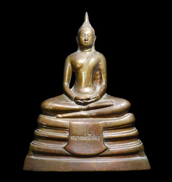 พระบูชาหลวงพ่อโสธร ออกวัดเนินกระปรอก อ.บ้านฉาง จ.ระยอง ปี2522 หลวงพ่อชื้น วัดมาบข่า ปลุกเสก เนื้อทองเหลือง หน้าตักพระประมาณ 5 นิ้ว [..] | https://kamulet.in.th