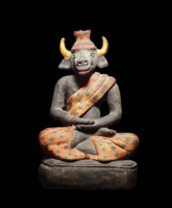 พระฤาษีนนทิ (ฤาษีตาวัวหรือหน้าวัว) เนื้อดิน เนื้อวาน ขนาดหน้าตัก 5 นิ้ว สภาพเก่า | https://kamulet.in.th