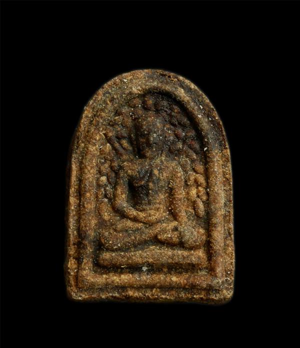 พระผงยาจินดามณี พิมพ์ปรกโพธิ์ พระอาจารย์ป๋อง(พระครูปลัดอภิชัย อภิชโย ดร.) วัดเขาโบสถ์ ต.ทับมา อ.เมือง จ.ระยอง ปี 2545 พระสวยมวลสาร [..] | https://kamulet.in.th