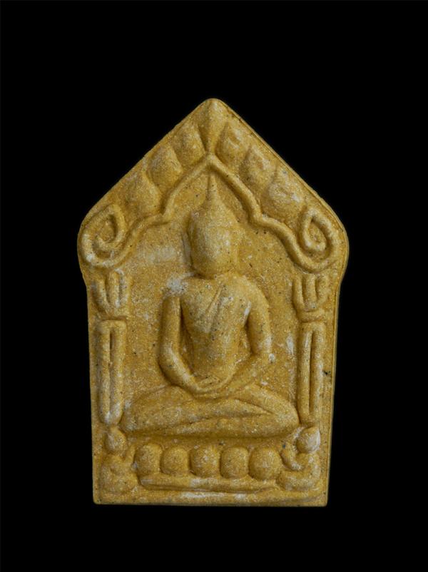 พระขุนแผนผงพรายกุมาร หลวงพ่อสิน(พระครูสุภัททาจารคุณ) วัดละหารใหญ่ อ.บ้านค่าย จ.ระยอง รุ่นพรายมั่งมีทรัพย์ ปี2563 | https://kamulet.in.th