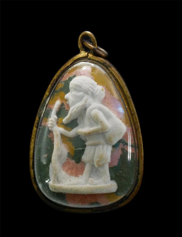 พระผง ชูชก เศรษฐีมีสมบัติ พระอาจารย์แดง วัดป้อมรามัญ จ.พระนครศรีอยุธยา ปี2552 เนื้อว่าน เลี่ยมเดิม | https://kamulet.in.th