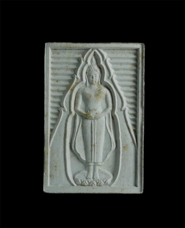 พระผงพิมพ์อุ้มบาตร รุ่นอิ่มตลอดกาล สมโภชสุพรรณบัฏ สมเด็จพระมหารัชมังคลาจารย์(สมเด็จช่วง) วัดปากน้ำ ภาษีเจริญ กทม. ปี2539 เนื้อผงพุ [..] | https://kamulet.in.th