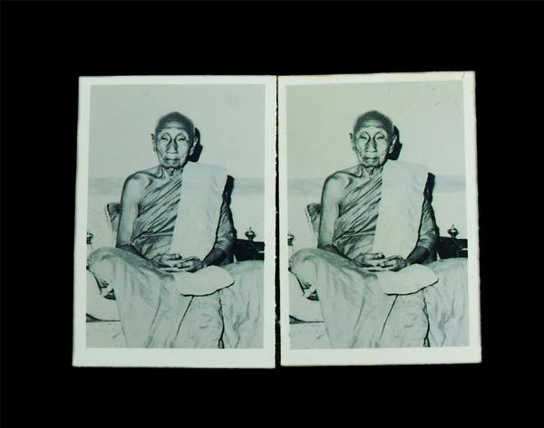 รูปถ่ายหลวงปู่ทาบ วัดกระบกขึ้นผึ้ง หลังจารยันต์ หลวงพ่อรัตน์ วัดป่าหวาย อ.บ้านค่าย จ.ระยอง สร้าง ปี2562 | https://kamulet.in.th