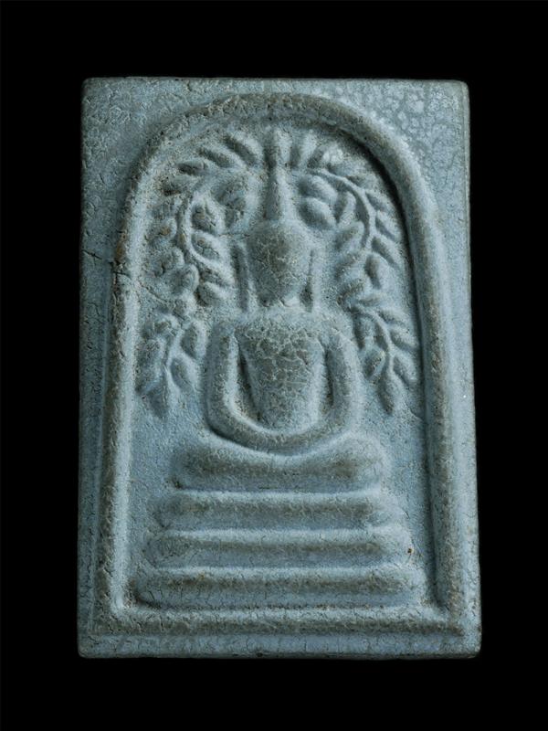 พระสมเด็จปรกโพธิ์รุ่นแรก หลวงพ่อเลื่อน วัดห้วยโป่ง จ.ระยอง ปี 2545 ที่ระลึกงานผูกพัทธสีมาวัดห้วยโป่ง เนื้อผงพุทธคุณ ผงว่าน ผงใบลาน [..] | https://kamulet.in.th