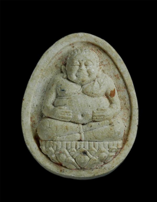 พระผงสังกัจจายน์ หลังยันต์ พระเก่าเนื้อสวย | https://kamulet.in.th