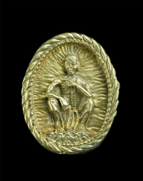 เหรียญหลวงพ่อคูณเกลียวเชือก รุ่นอยู่ไหนก็รวย พ.ศ.2536 เนื้อทองเหลือง | https://kamulet.in.th