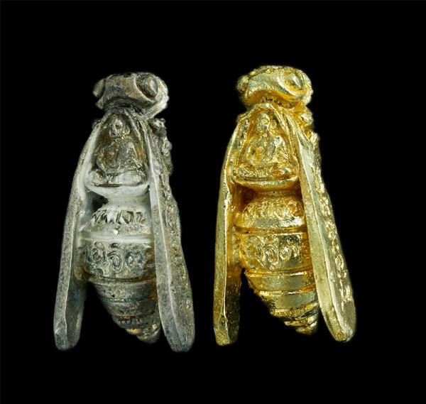 ต่อเงิน ต่อทอง หลวงพ่อเงิน วัดศรีมงคล จ.พิจิตร ปี2554 เนื้อโลหะ พร้อมกล่องเดิมๆ | https://kamulet.in.th