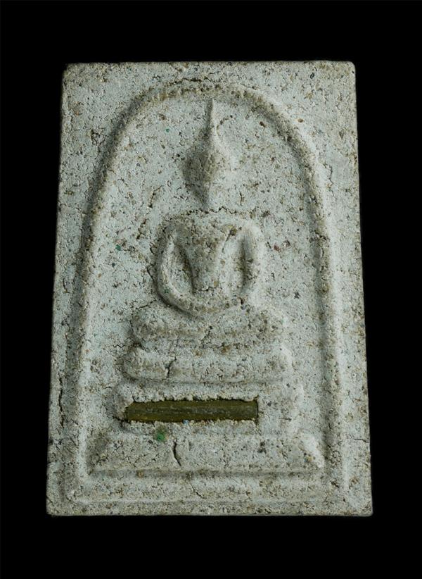 พระสมเด็จหลวงปู่ใหญ่บรมครูเทพโลกอุดร หลังติดรูปภาพหลวงปู่บรมครูเทพโลกอุดร เนื้อผงพุทธคุณ ผงว่าน ฝังตะกรุด หน้าหลัง เมตตามหานิยม พร [..] | https://kamulet.in.th