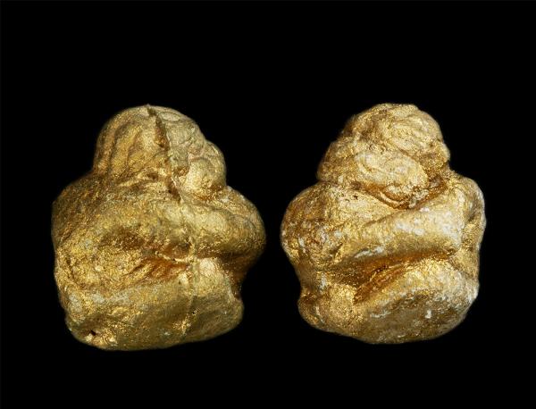 ลูกอมหนุมานหลวงพ่อกราด วัดซากกอไผ่ อ.บ้านค่าย จ.ระยอง ปี2555 หลวงปู่เกลี้ยง หลวงพ่อสิน และพระเกจิอาจารย์ ร่วมปลุกเสกหลายท่าน เนื้อ [..] | https://kamulet.in.th