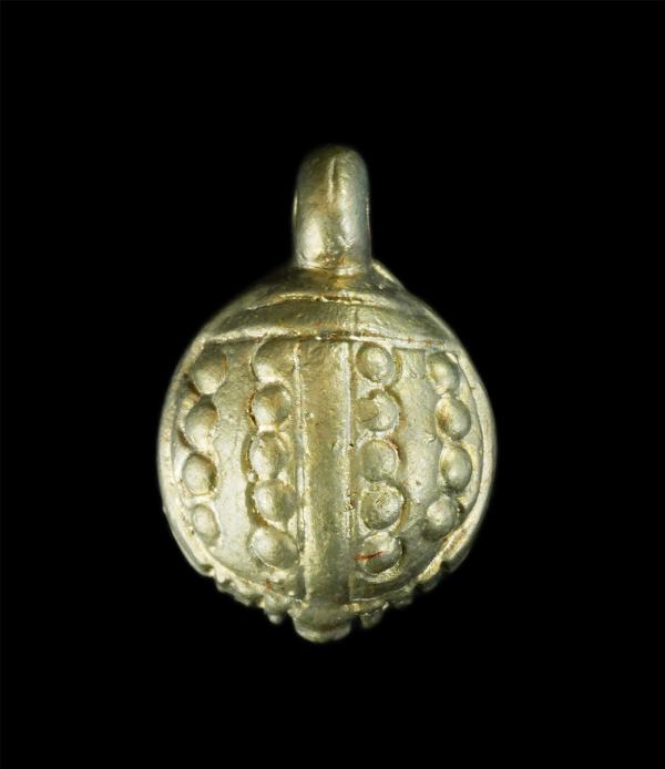 เหรียญพญาเต่าเรือน รุ่น “จงมีเงินทองมหาศาล” หลวงพ่อเงิน วัดบางคลาน (ออกวัดหนองสะแก จ.พิจิตร) เนื้อทองผสม ตอกโค๊ตหมายเลข377 สร้างน้ [..] | https://kamulet.in.th