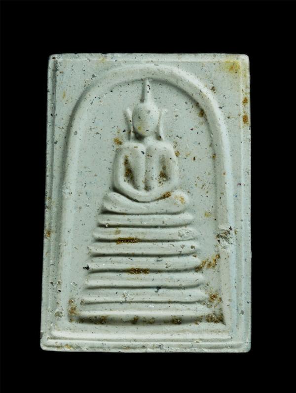 พระสมเด็จเจ็ดชั้น หลวงปู่ม่น ธัมมจิณโณ(พระครูสุจิณธรรมวิมล) ต.โคกเพลาะ อ.พนัสนิคม จ.ชลบุรี อายุวัฒนมงคล 84 ปี พ.ศ.2537 เนื้อผงพุทธ [..] | https://kamulet.in.th