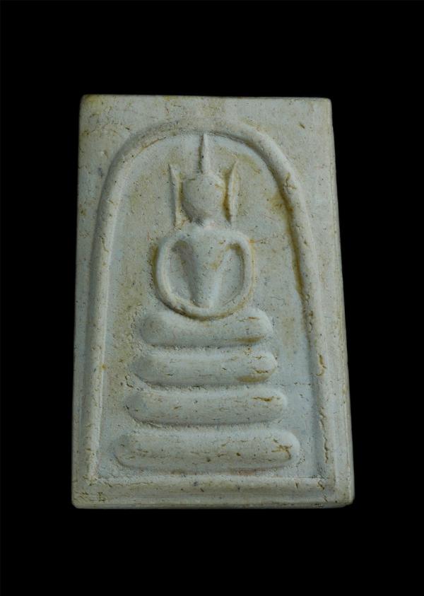 พระสมเด็จไกเซอร์ วัดระฆังโฆสิตาราม คณะ5 รวมสร้างโรงพยาบาลศรีราช ปี2535 (1/2) | https://kamulet.in.th