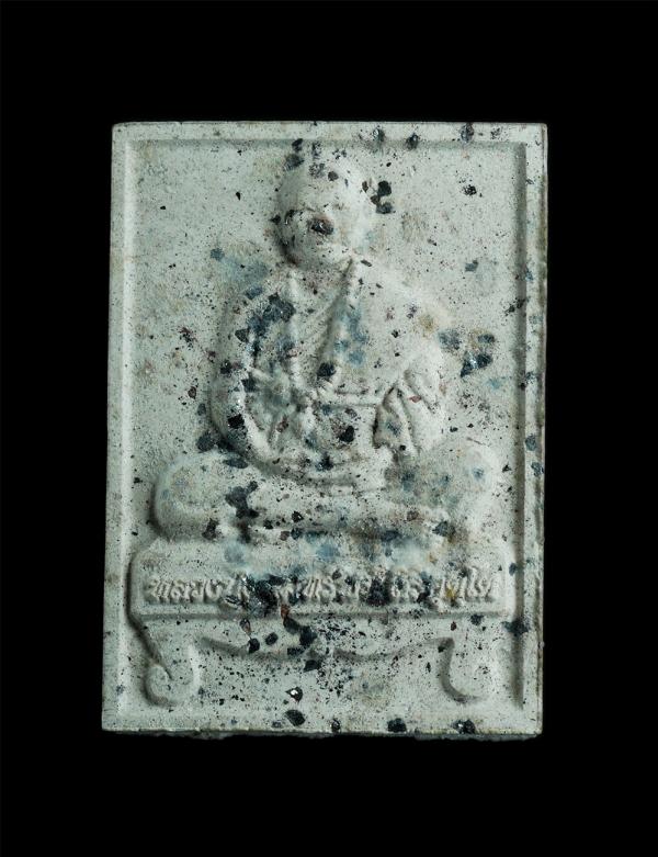 พระผงนั่งตั่งอุดมทรัพย์ หลวงปู่อุดมทรัพย์ วัดมุจรินทร์ อ.พยุห์ จ.ศรีสะเกษ ปี2561 เนื้อรวมมวลสารผงพุทธคุณ ผงว่าน โรยว่านสาวหลง ผงตะ [..] | https://kamulet.in.th