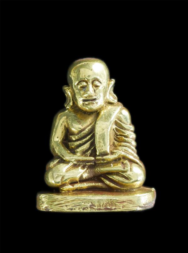 รูปหล่อหลวงพ่อเงิน วัดบางคลาน รุ่นสร้างพระอุโบสถ์ วัดหนองดง อ.โพทะเล จ.พิจิตร ปี2535 พระพิมพ์นิยม สร้างได้สวยงาม เนื้อทองเหลือ พร้ [..] | https://kamulet.in.th